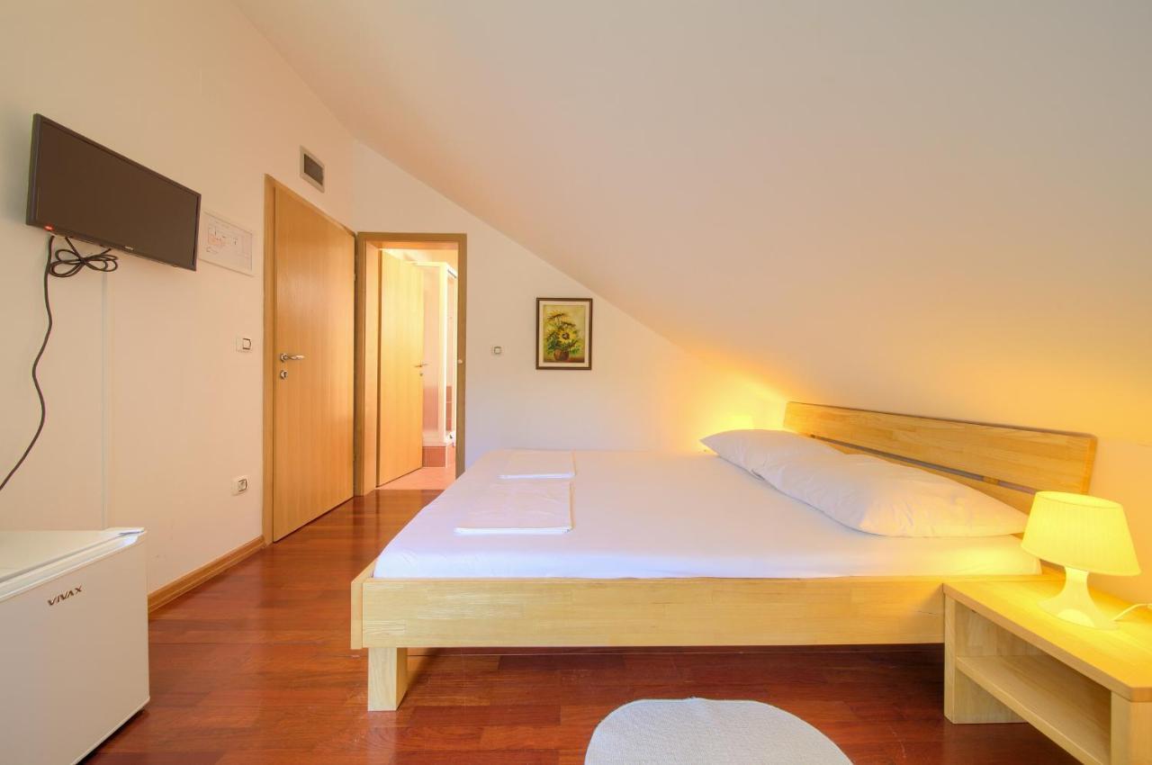 Bed&Breakfast Lucija Bed & Breakfast Punat Dış mekan fotoğraf