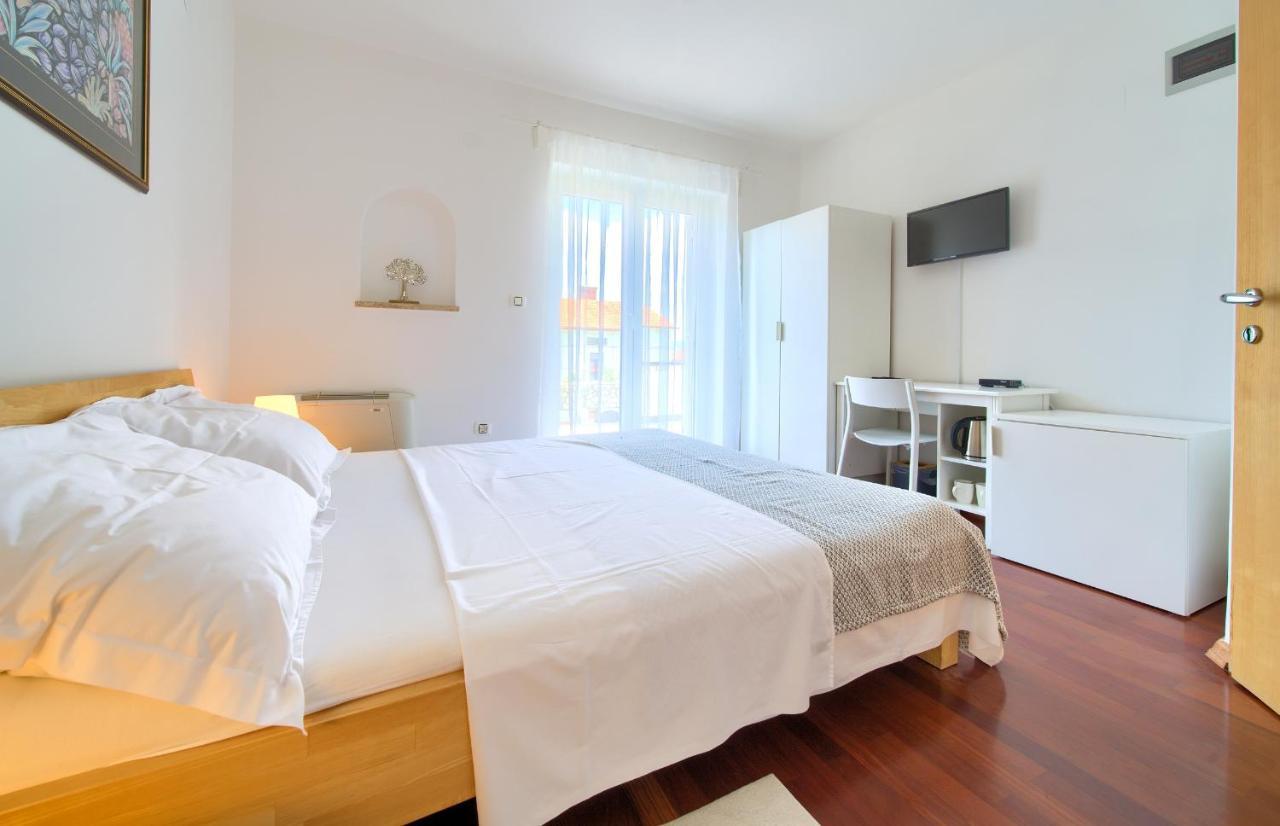 Bed&Breakfast Lucija Bed & Breakfast Punat Dış mekan fotoğraf